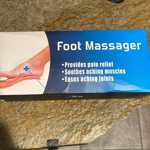 New HiDow AcuXPD TEMS device w/extra electrodes, and foot massaging flip flops - Picture 3 of 8